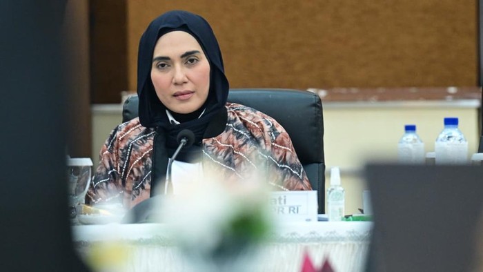 Kepercayaan Publik ke Polri 82,4%, Waka DPR Minta Jaga Profesionalisme