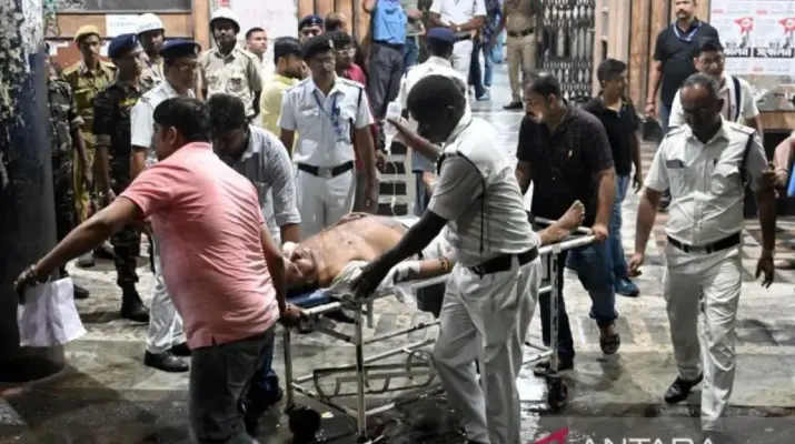 Tragedi Festival Hindu di India, 17 Orang Meninggal Dunia Akibat Desak-desakan